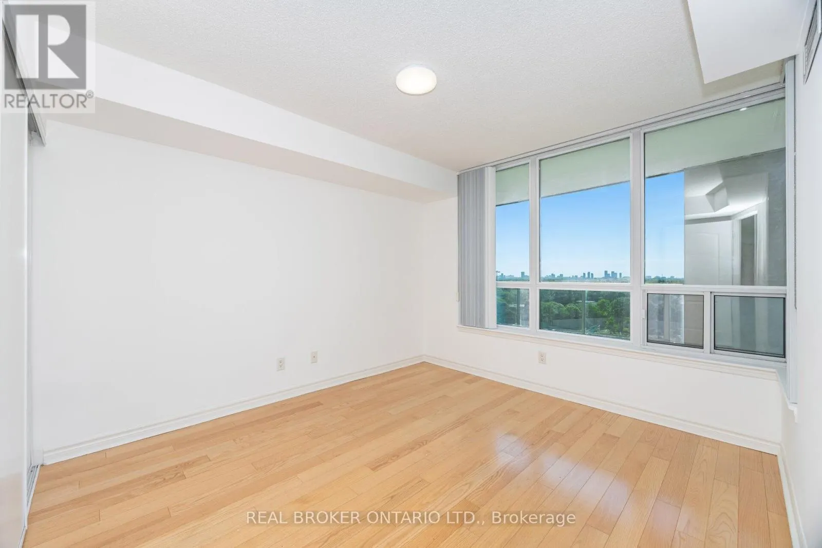 1109 - 17 BARBERRY PLACE