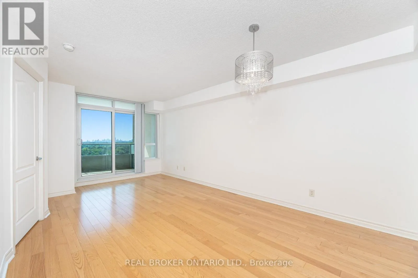 1109 - 17 BARBERRY PLACE