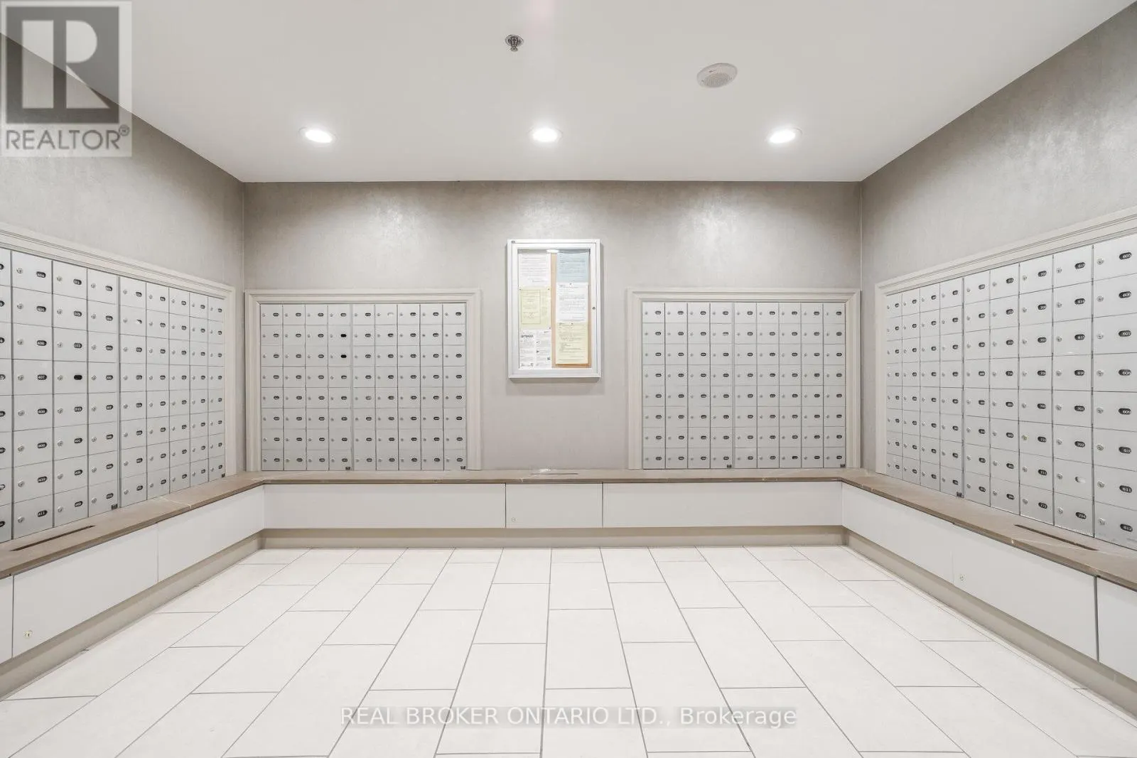 1109 - 17 BARBERRY PLACE