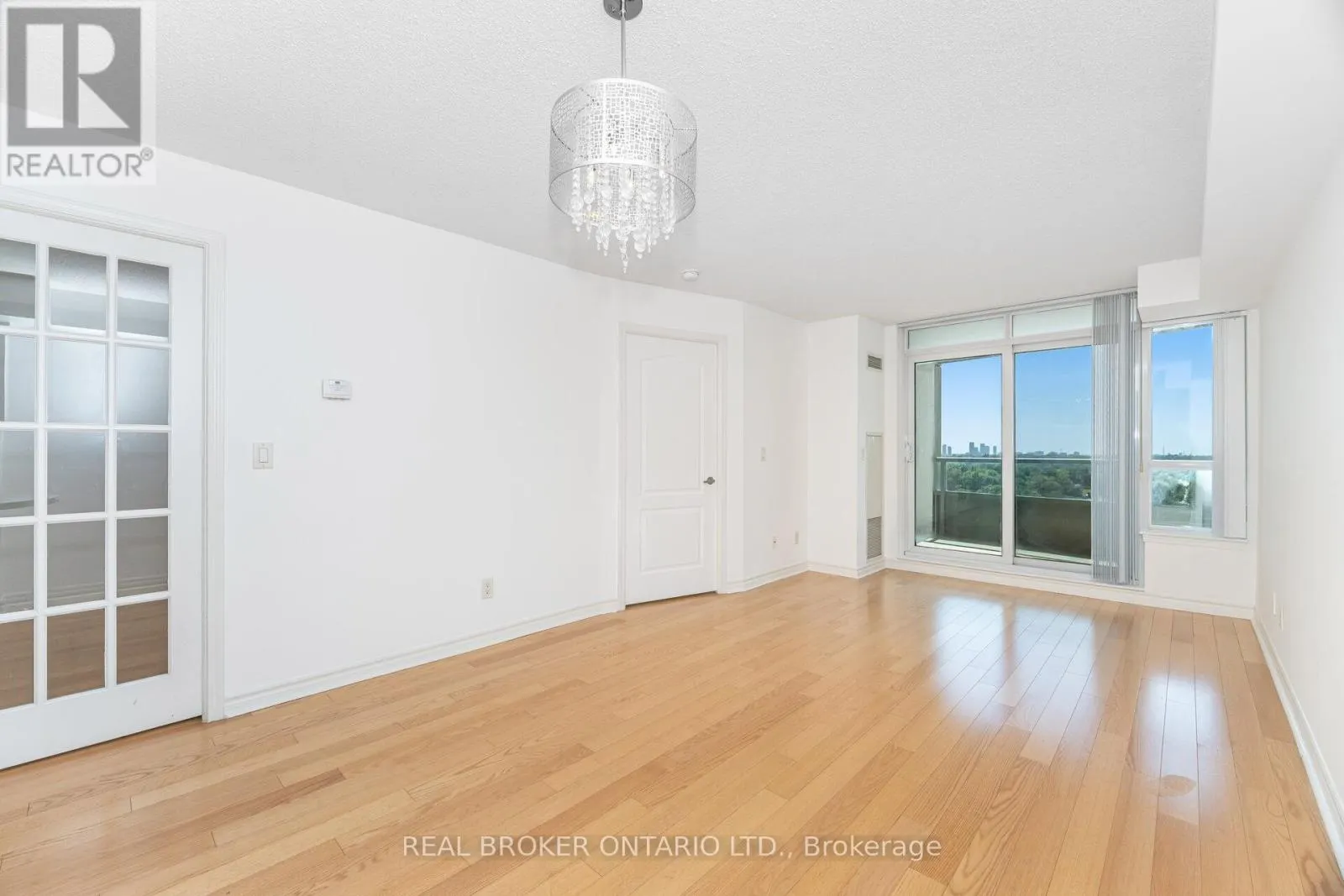 1109 - 17 BARBERRY PLACE