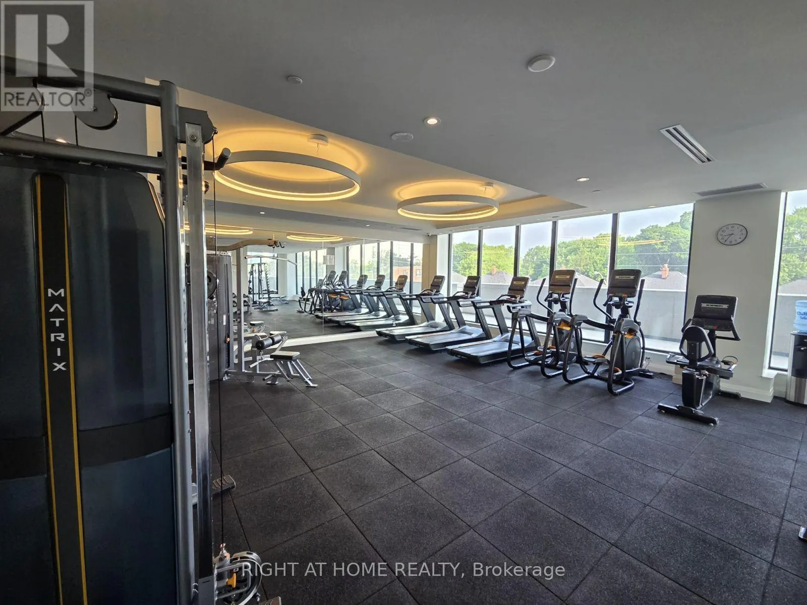 1308 - 33 FREDERICK TODD WAY