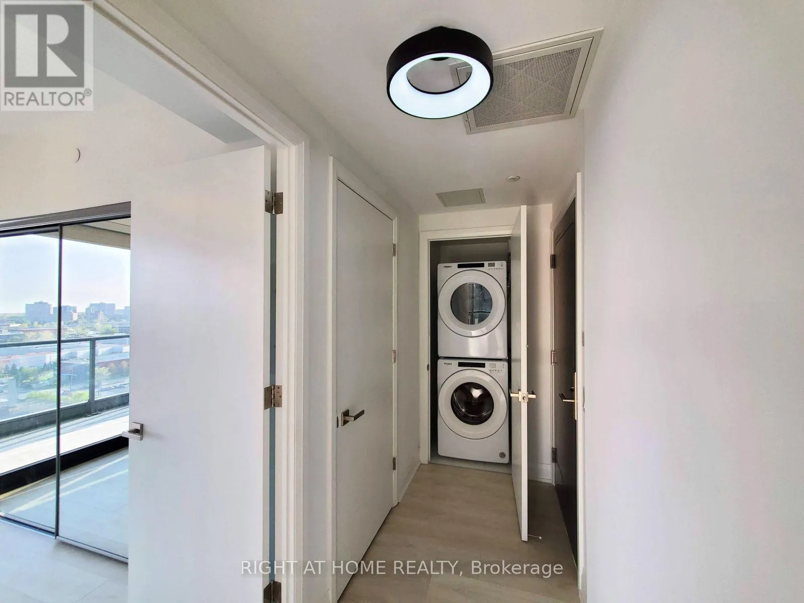 1308 - 33 FREDERICK TODD WAY