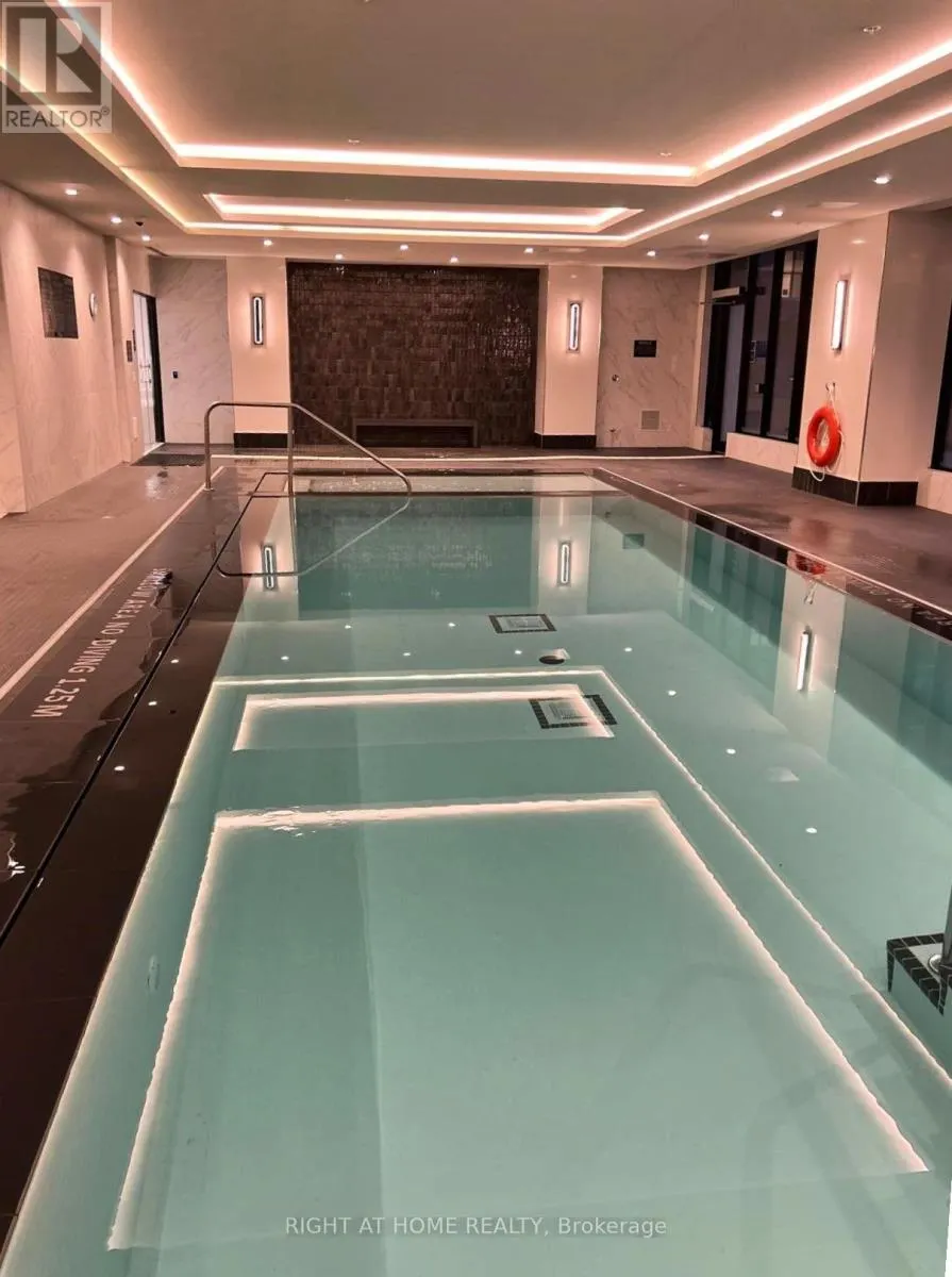 1308 - 33 FREDERICK TODD WAY