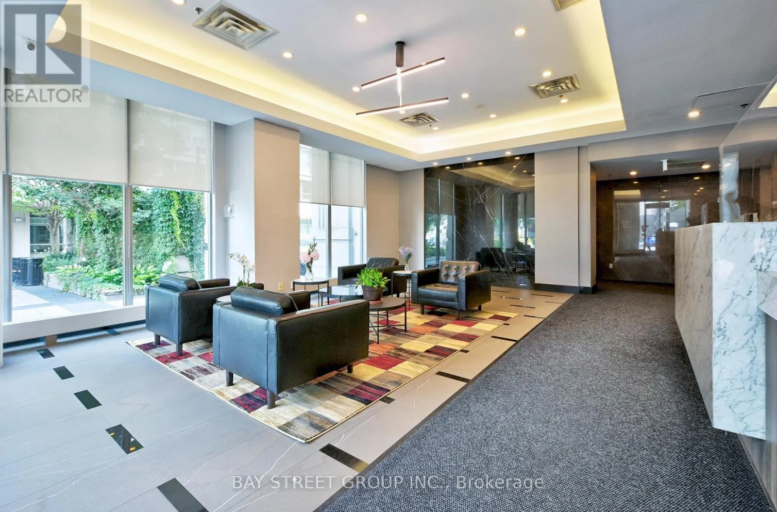 UPH3 - 1 AVONDALE AVENUE