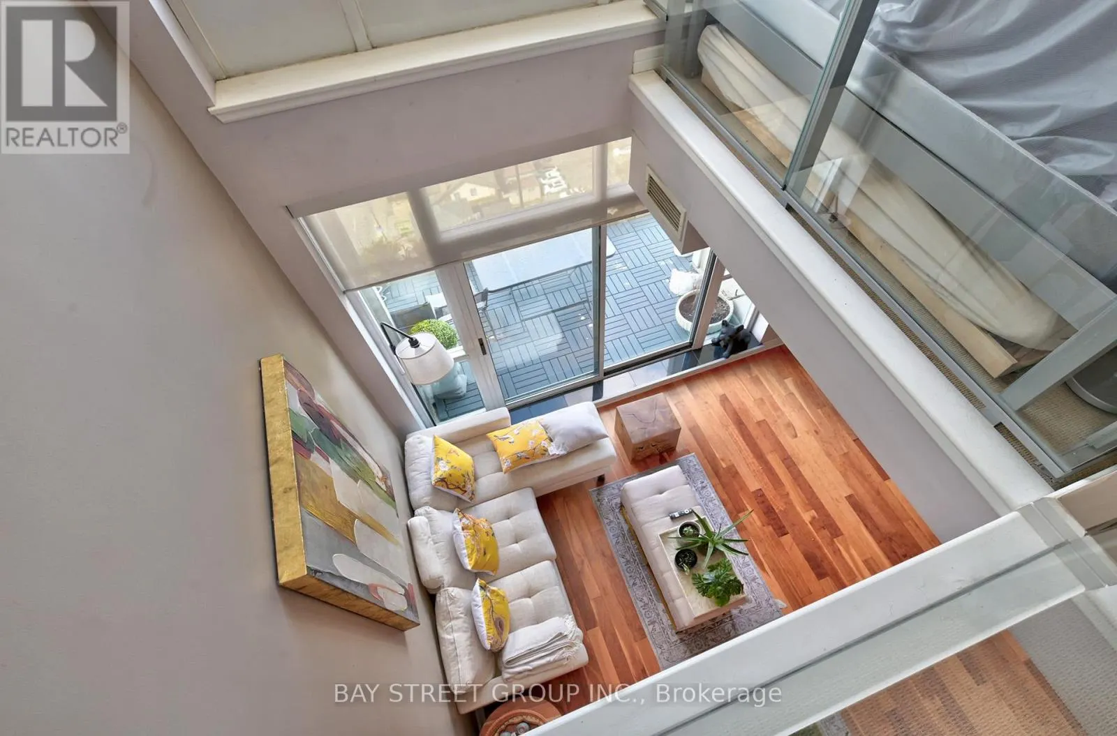 UPH3 - 1 AVONDALE AVENUE