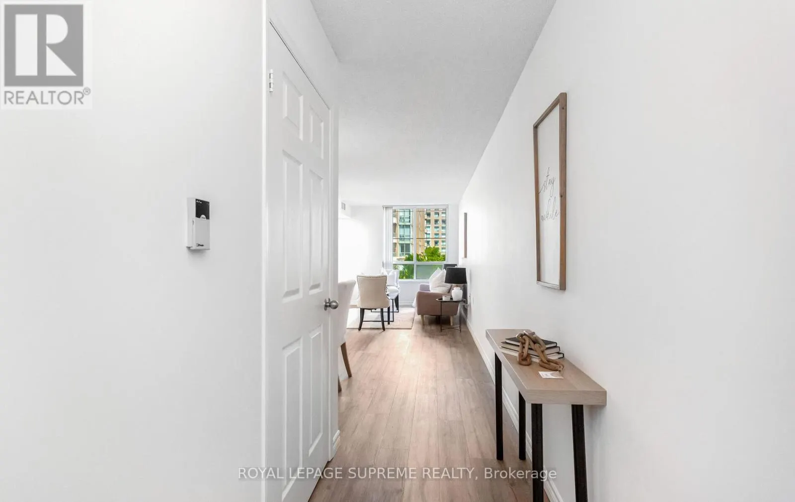 502 - 35 FINCH AVENUE E