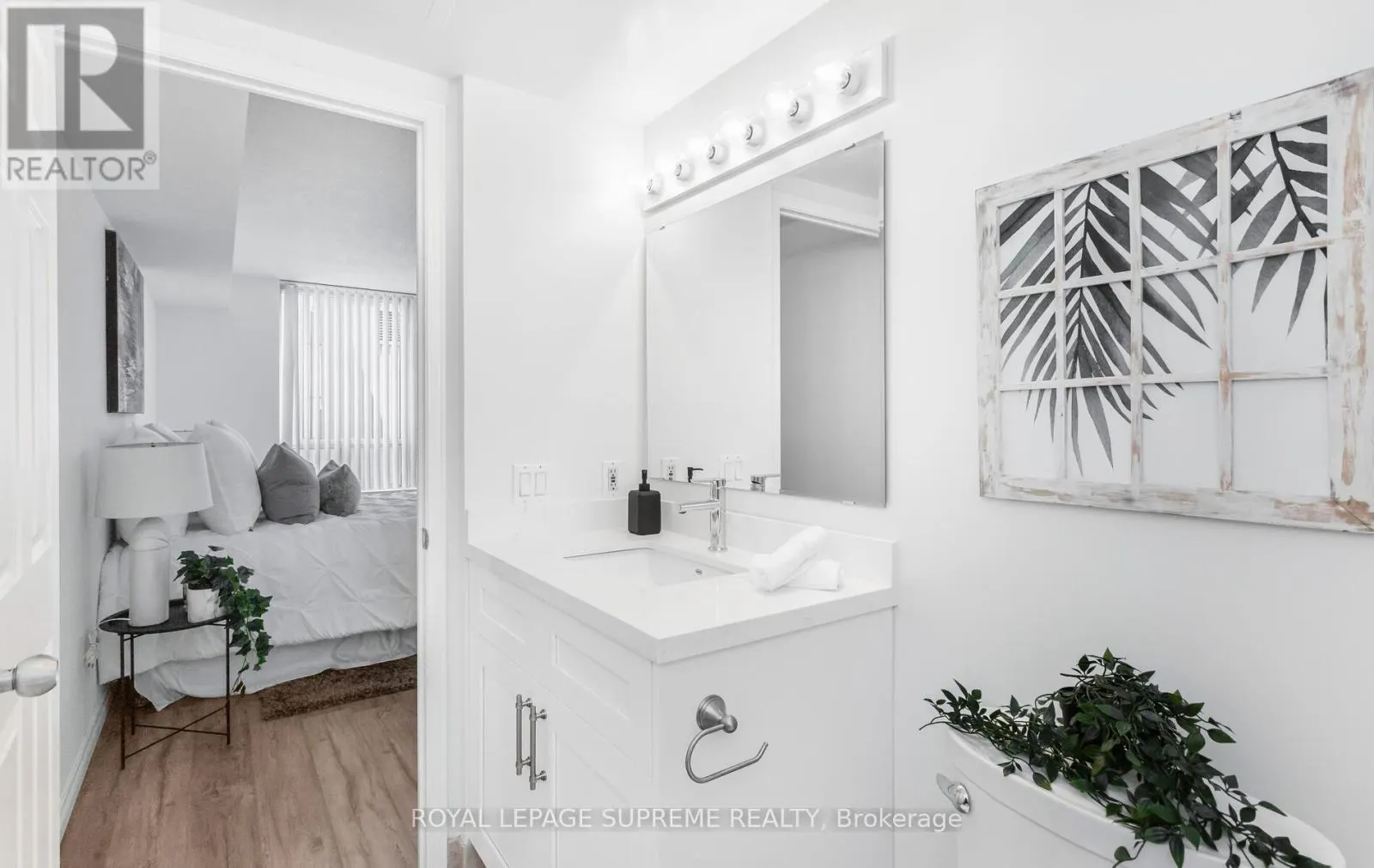 502 - 35 FINCH AVENUE E