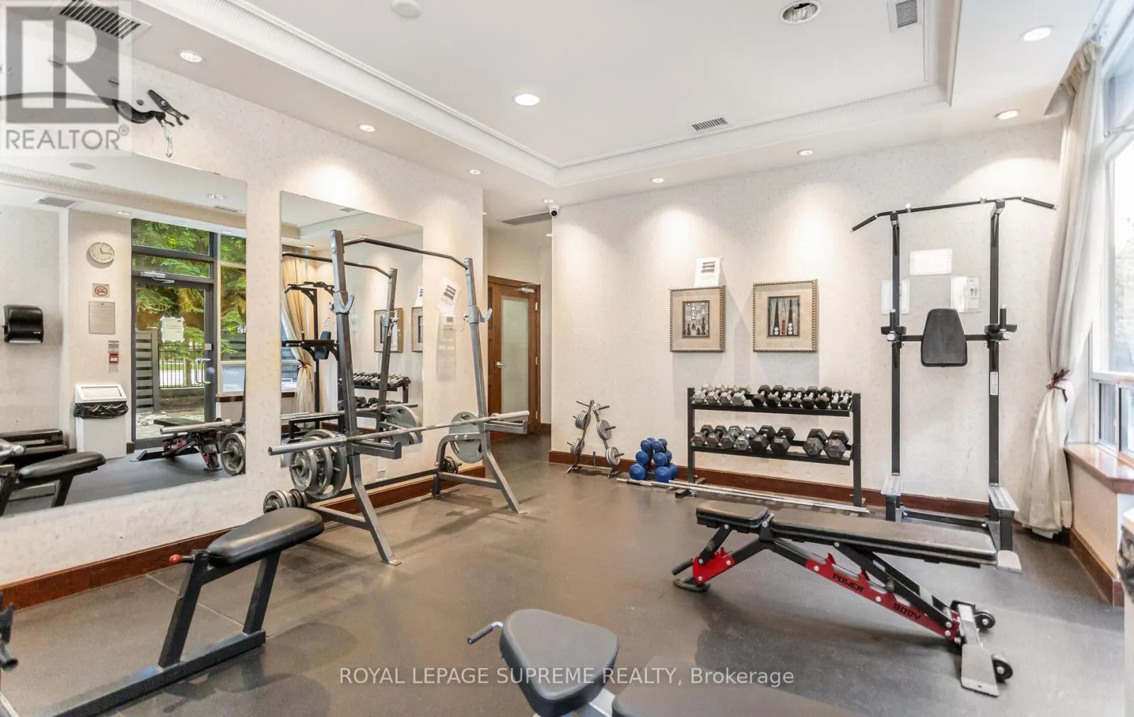 502 - 35 FINCH AVENUE E