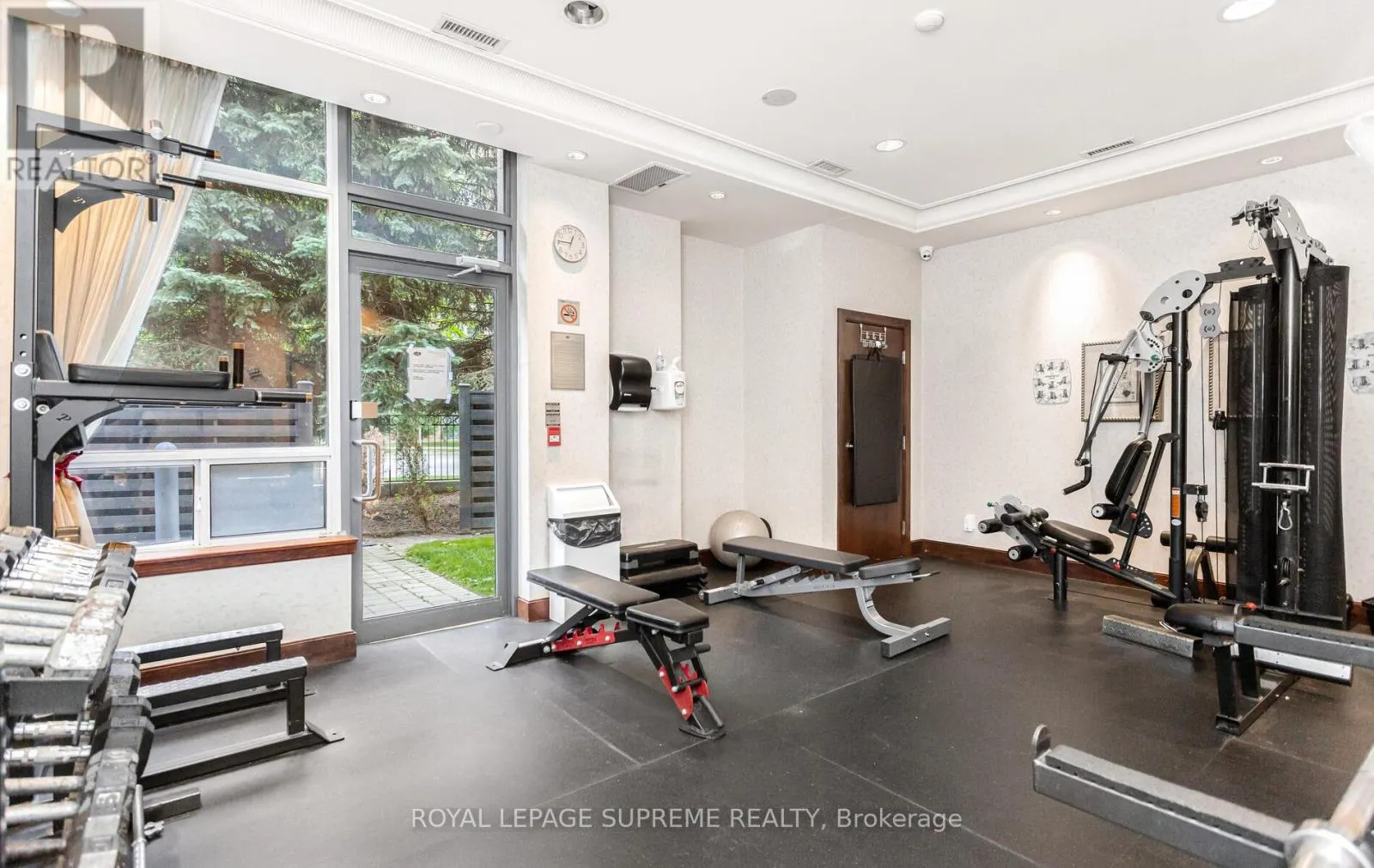 502 - 35 FINCH AVENUE E