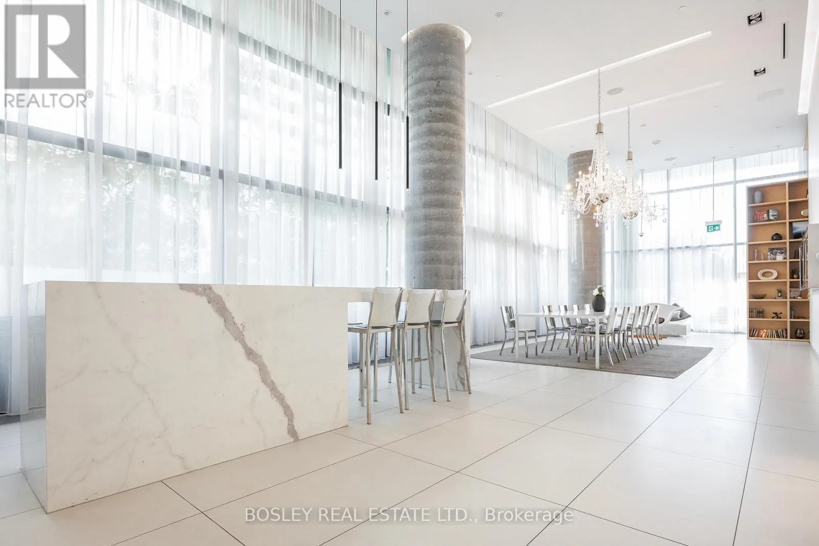 2112 - 185 ROEHAMPTON AVENUE