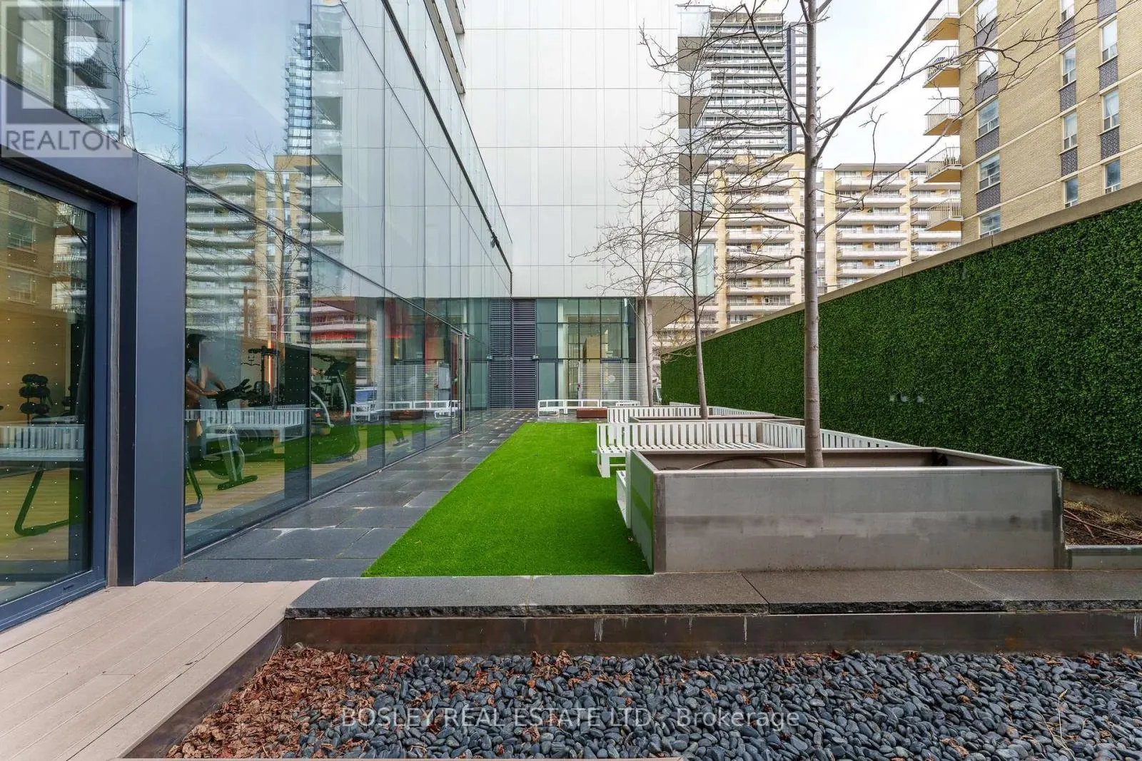 2112 - 185 ROEHAMPTON AVENUE