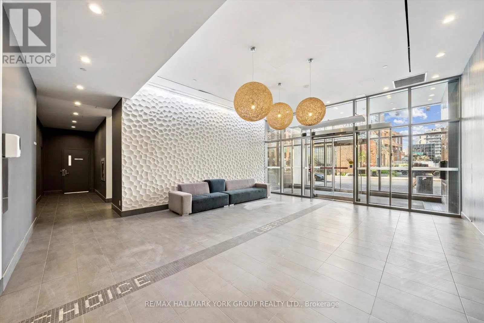 1113 - 150 EAST LIBERTY STREET