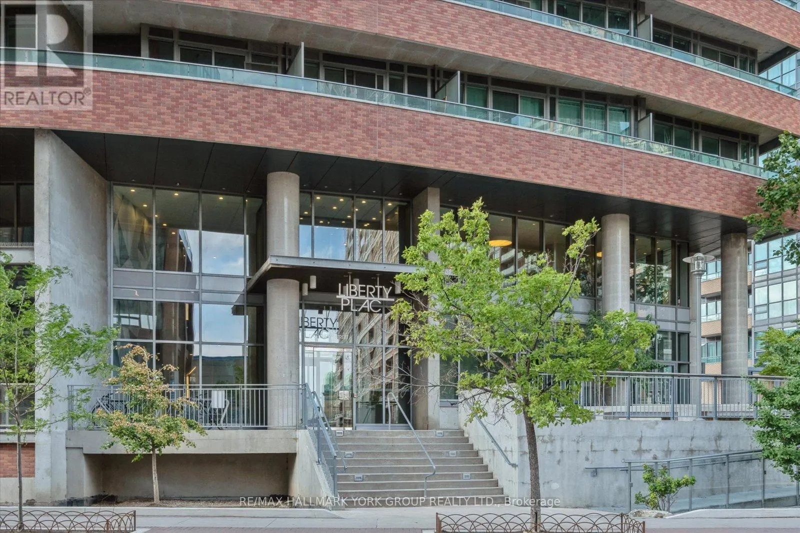 1113 - 150 EAST LIBERTY STREET