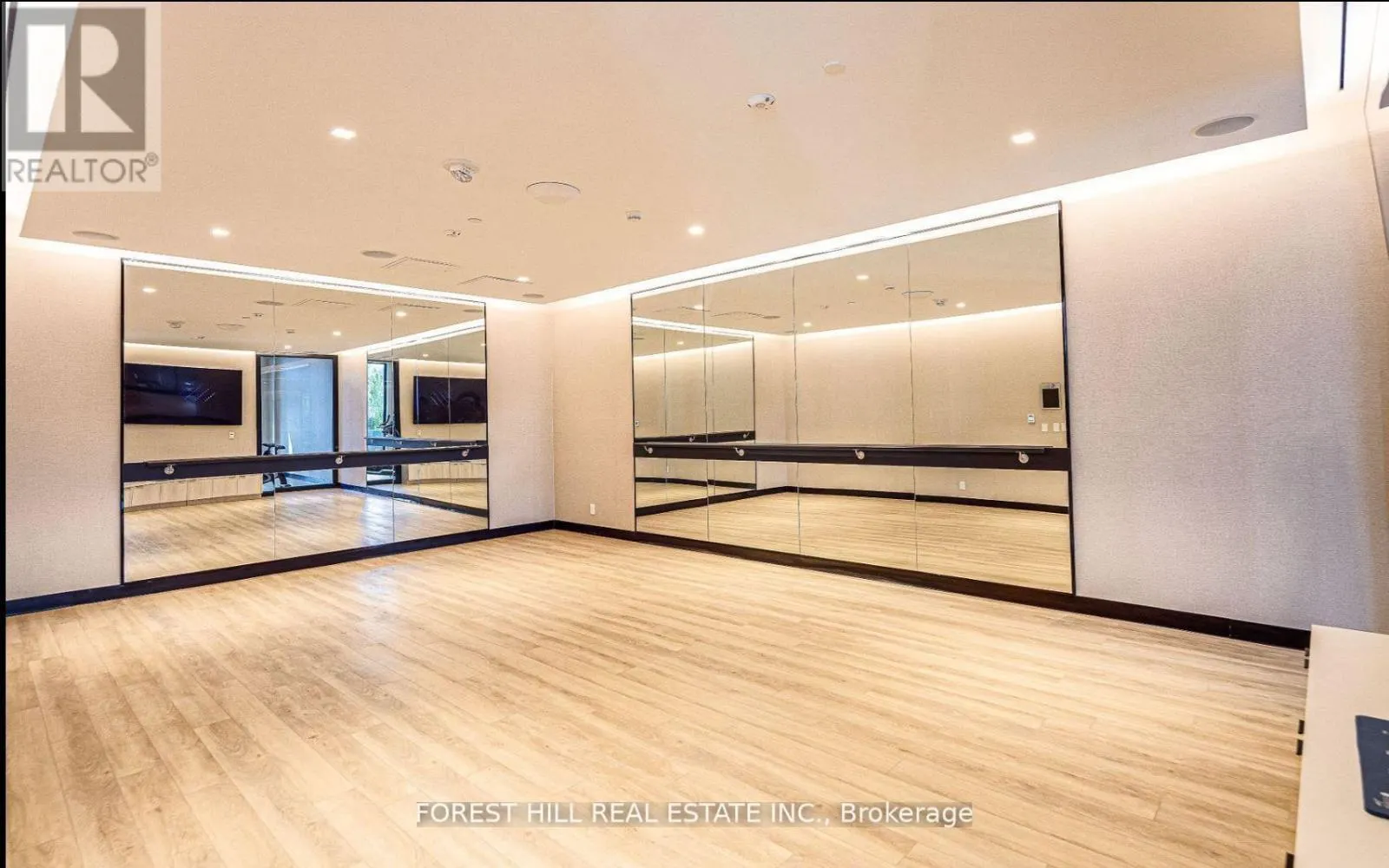 1615 - 2020 BATHURST STREET