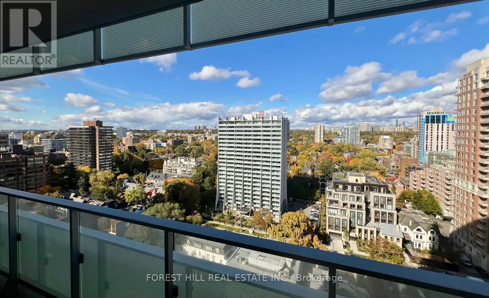 1708 - 200 BLOOR STREET W