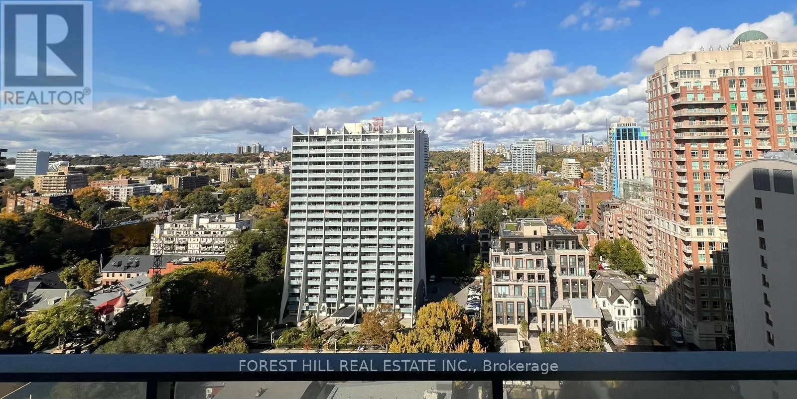 1708 - 200 BLOOR STREET W