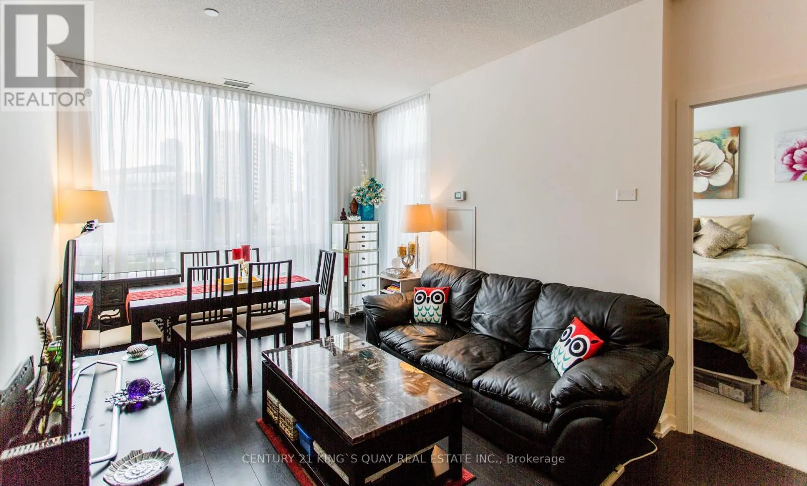 218 - 66 FOREST MANOR ROAD