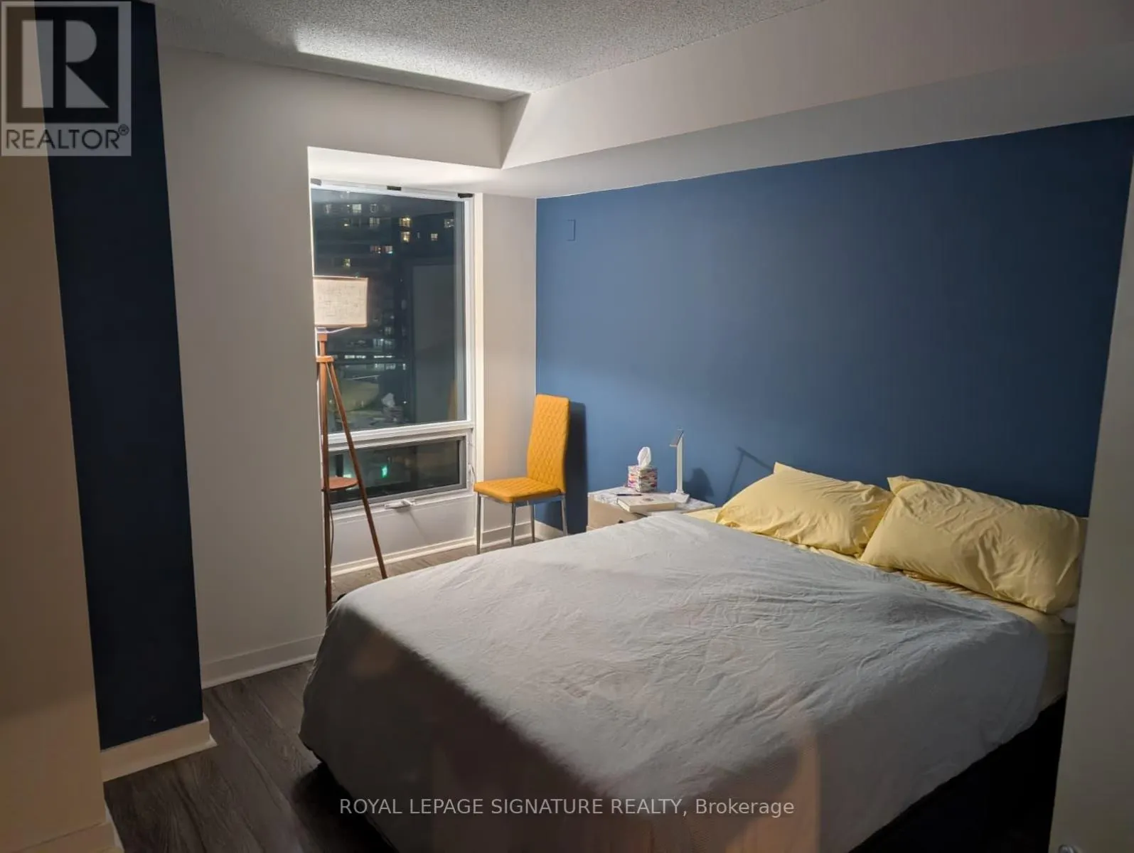 2612 - 361 FRONT STREET W