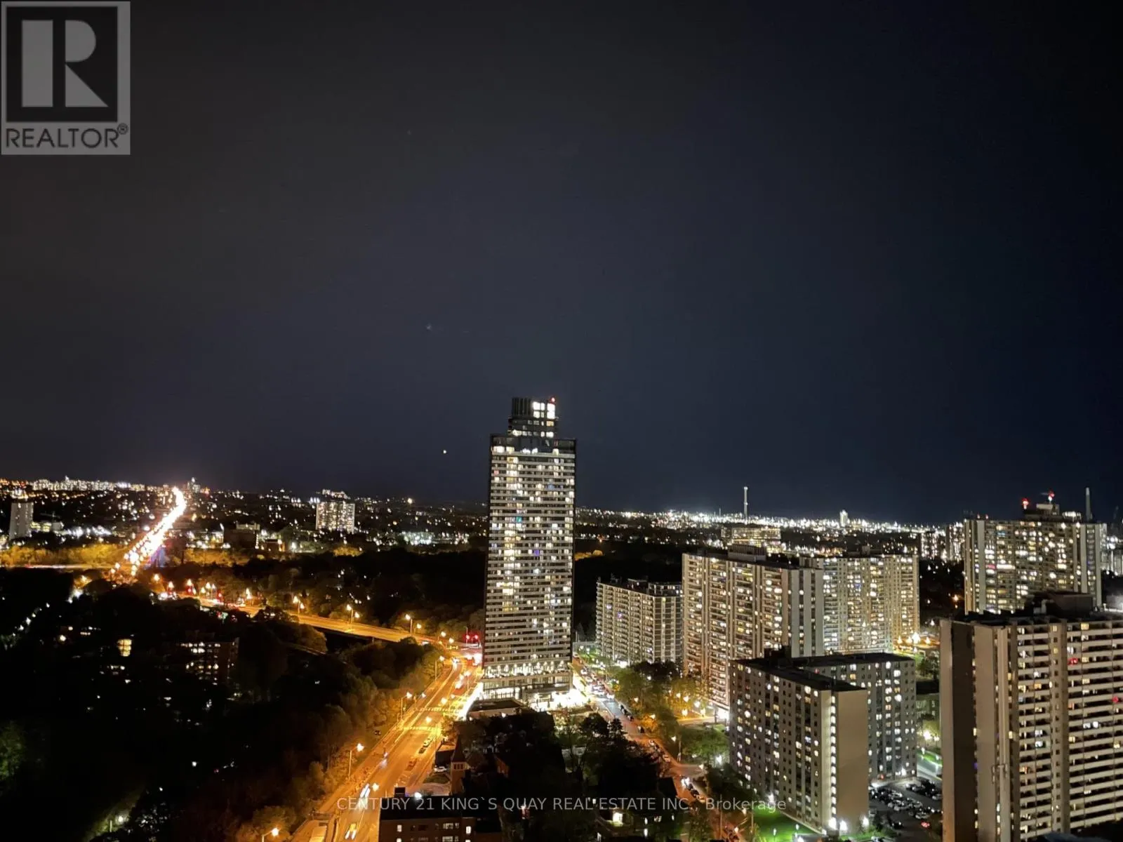 3807 - 395 BLOOR STREET E