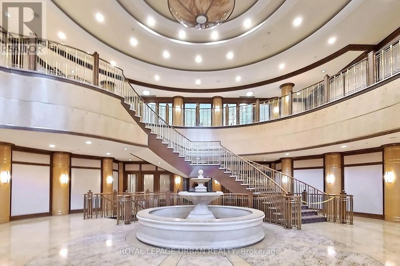 908 - 78 HARRISON GARDEN BOULEVARD