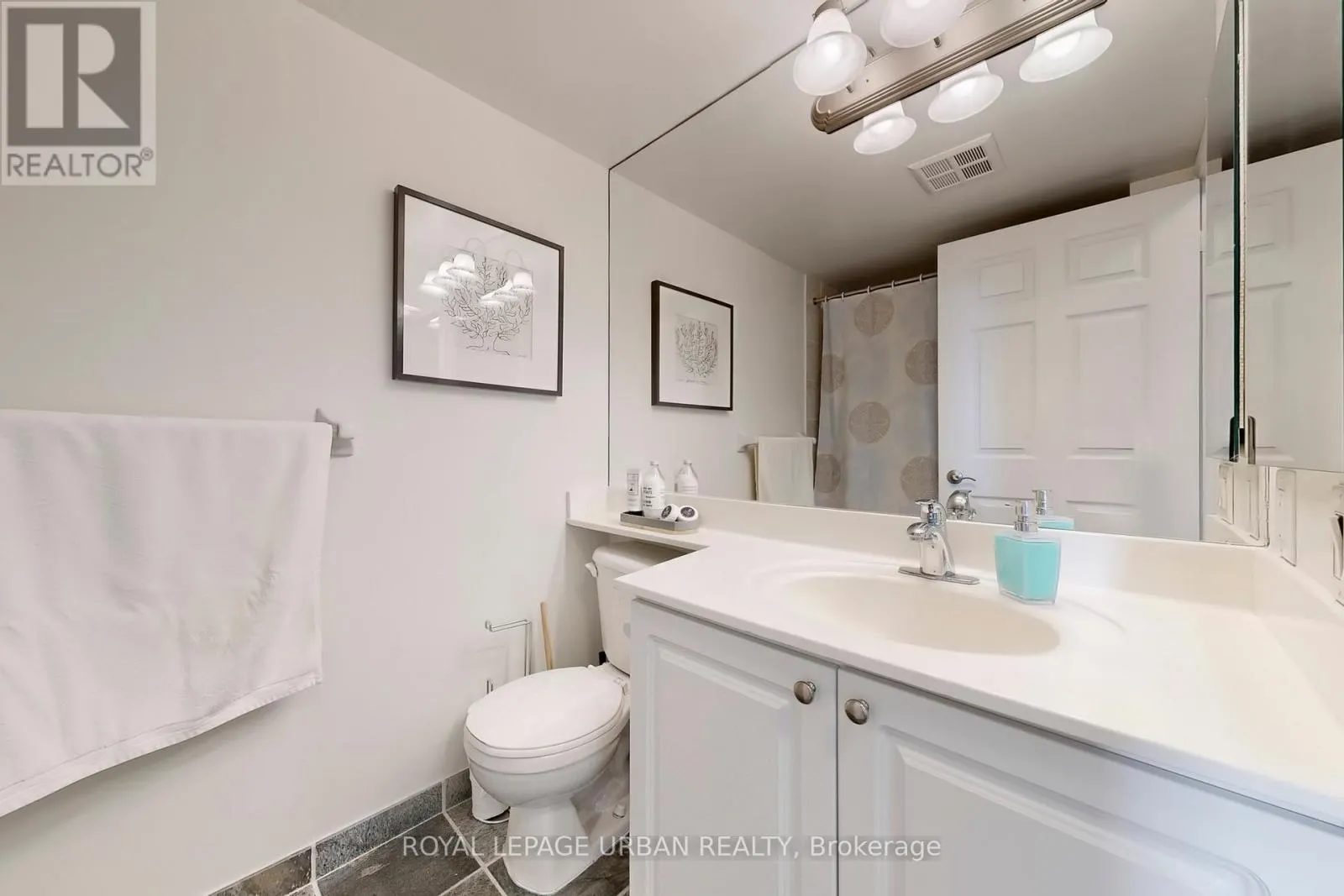 908 - 78 HARRISON GARDEN BOULEVARD