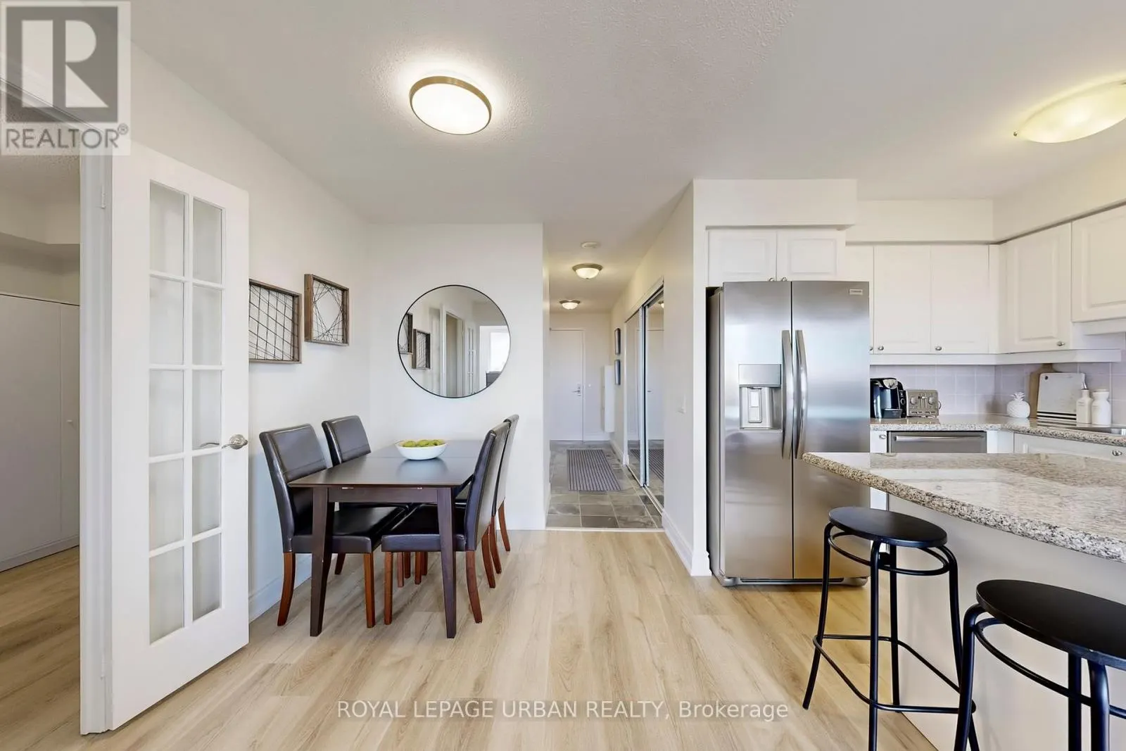 908 - 78 HARRISON GARDEN BOULEVARD