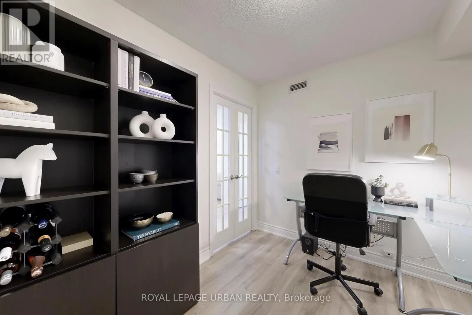 908 - 78 HARRISON GARDEN BOULEVARD