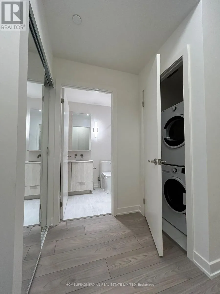 718N - 120 BROADWAY AVENUE