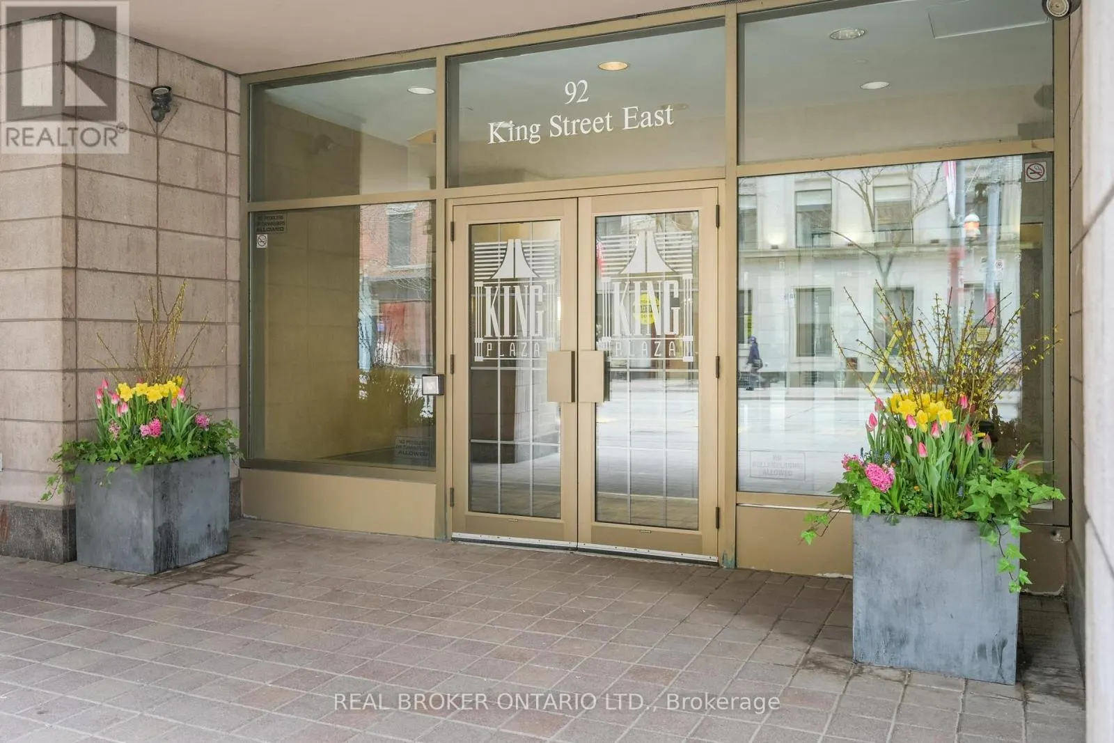 508 - 92 KING STREET E