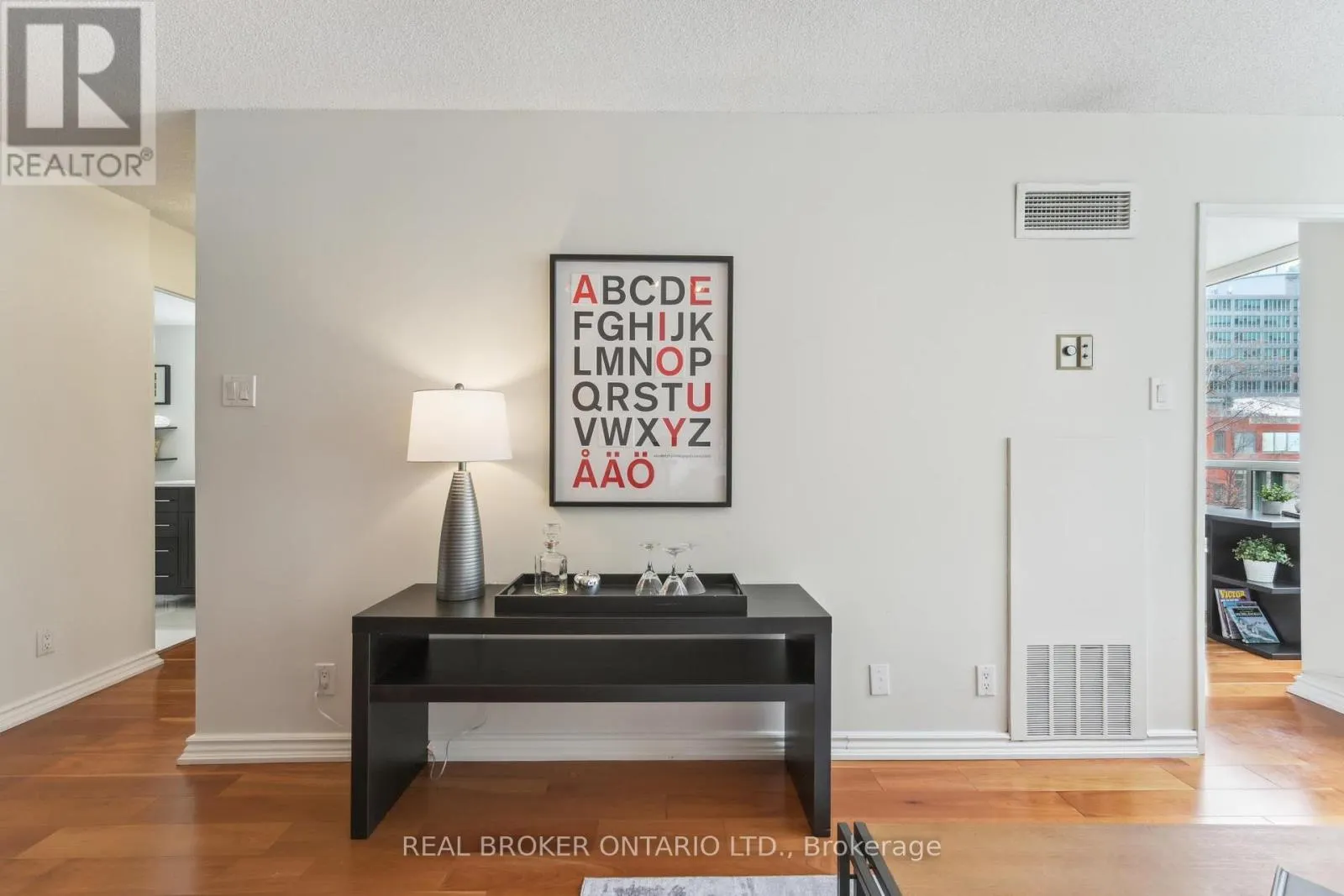 508 - 92 KING STREET E