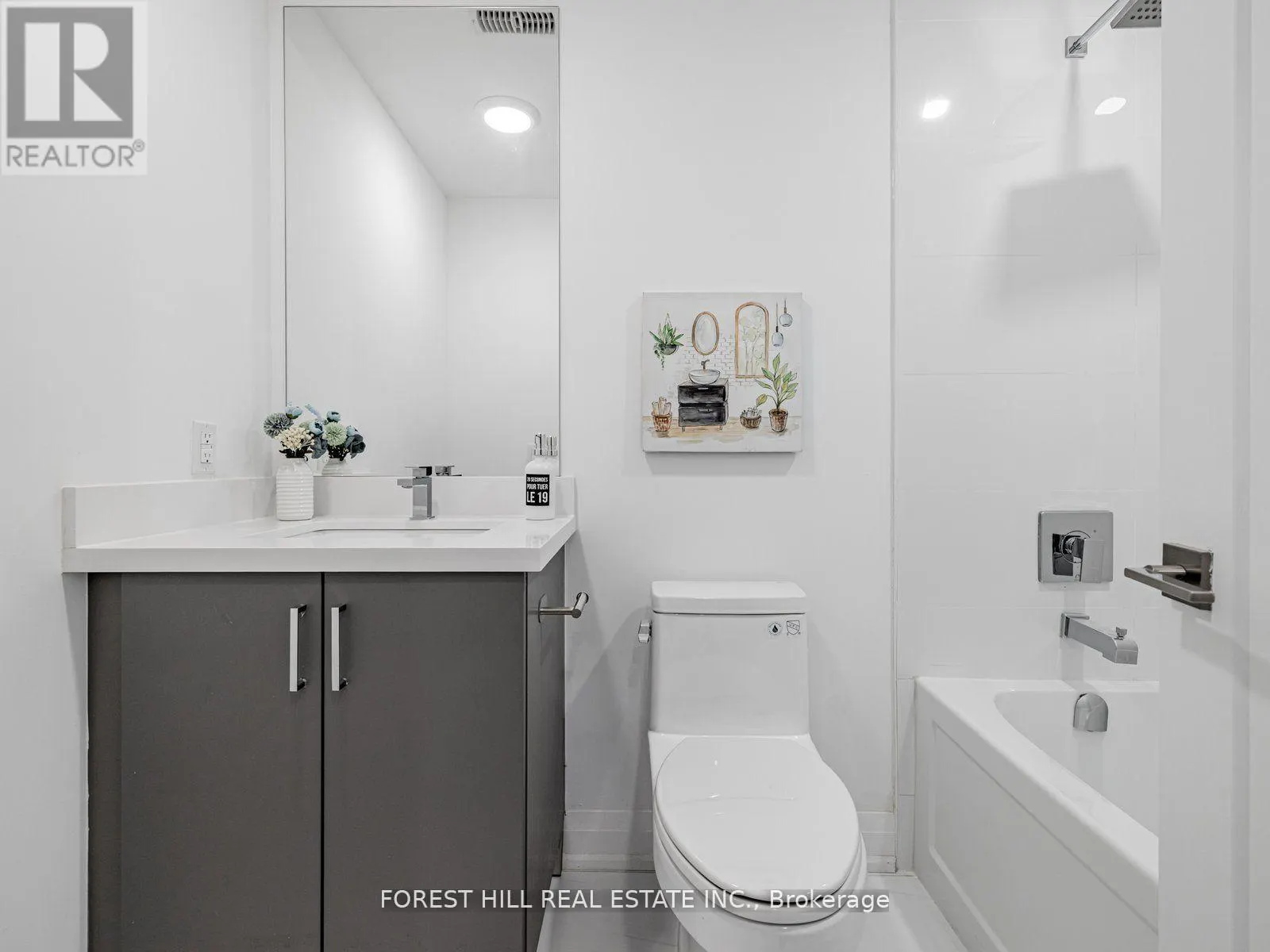 UNIT-5 - 35 DERVOCK CRESCENT