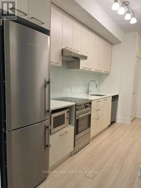 203 - 310 TWEEDSMUIR AVENUE