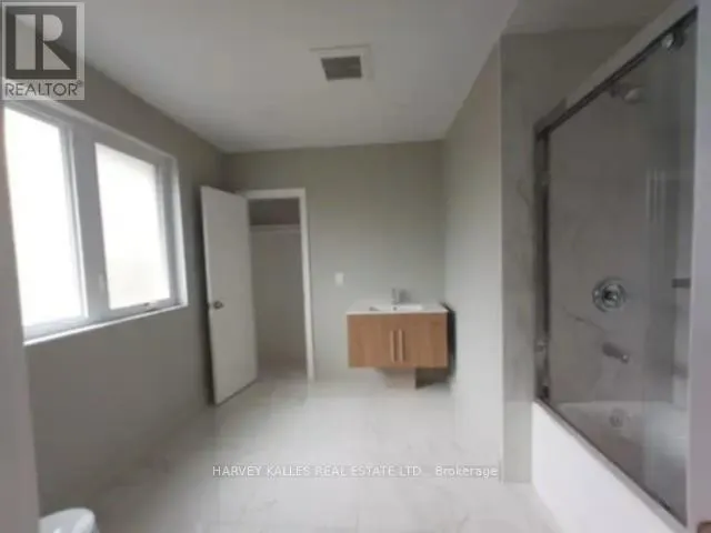 MAIN - 32 SANTA BARBARA ROAD