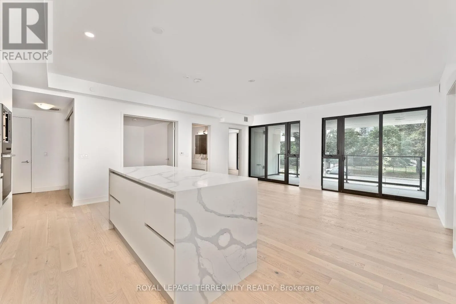 207 - 200 KEEWATIN AVENUE