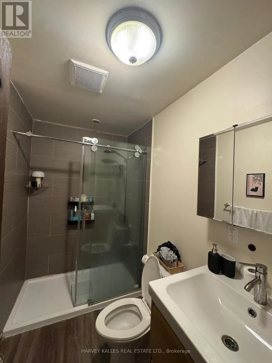 200 - 678 HURON STREET