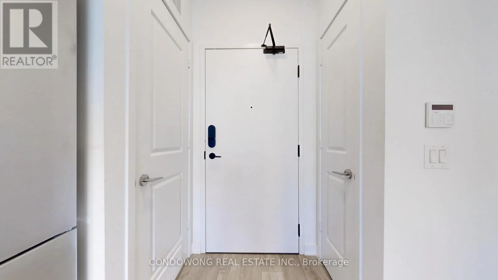 202 - 100 DALHOUSIE STREET