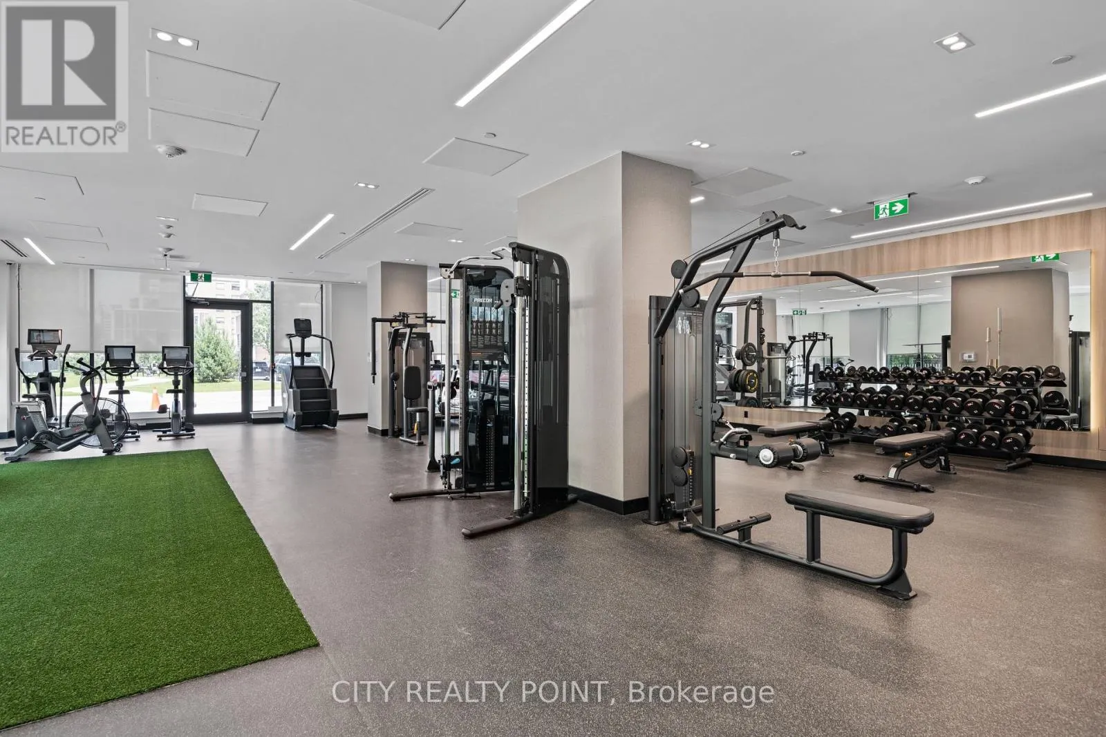 209 - 664 SPADINA AVENUE