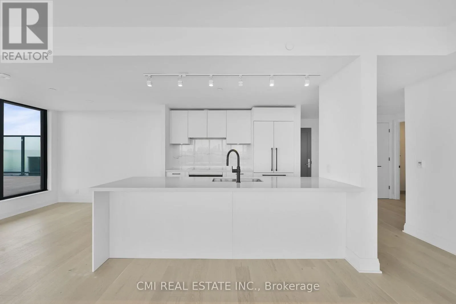 1603 - 33 FREDERICK TODD WAY