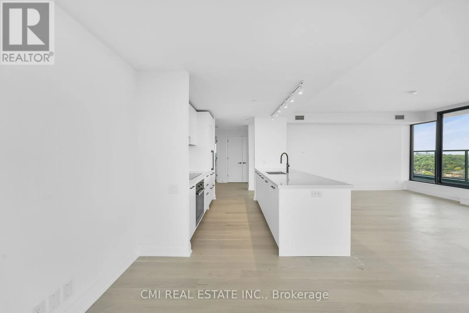 1603 - 33 FREDERICK TODD WAY