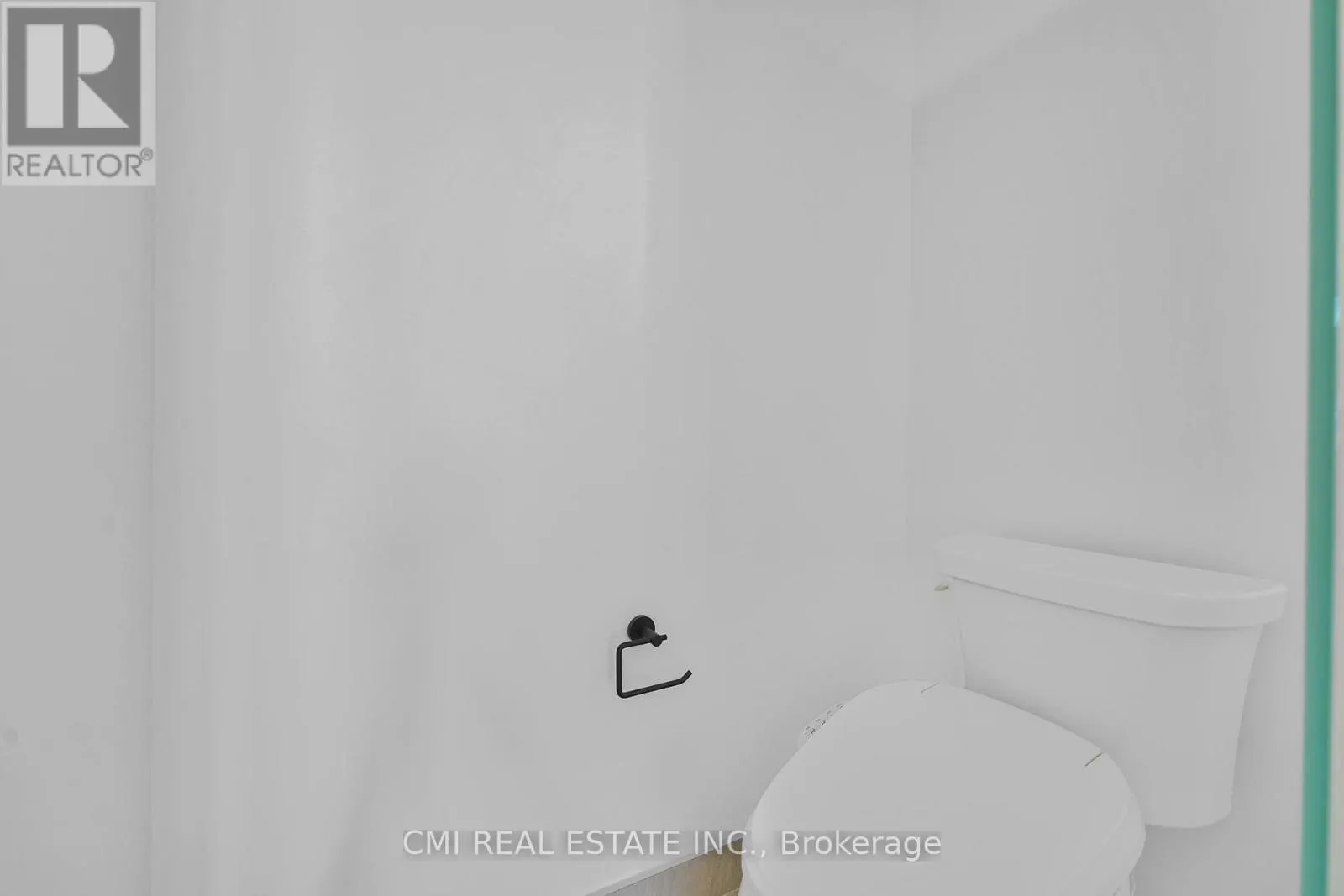 1603 - 33 FREDERICK TODD WAY