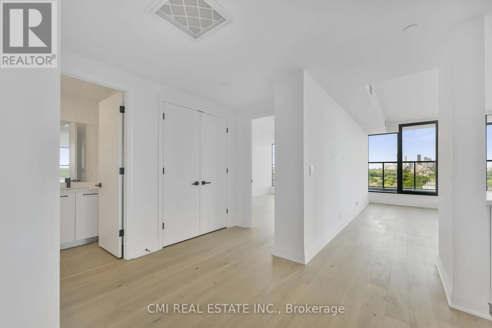 1603 - 33 FREDERICK TODD WAY