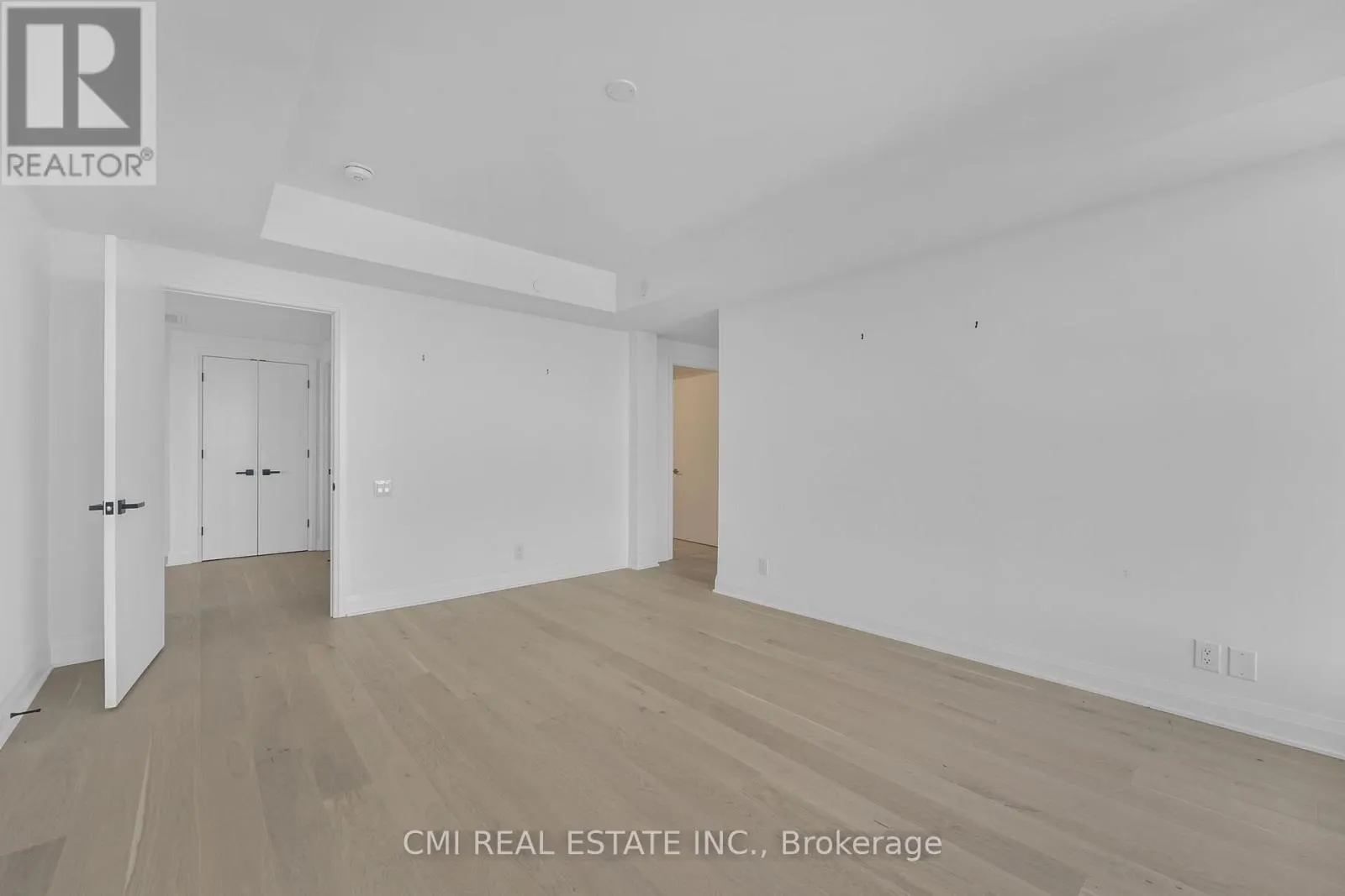 1603 - 33 FREDERICK TODD WAY