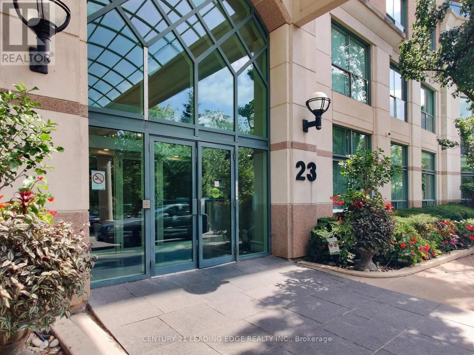 1913 - 23 LORRAINE DRIVE