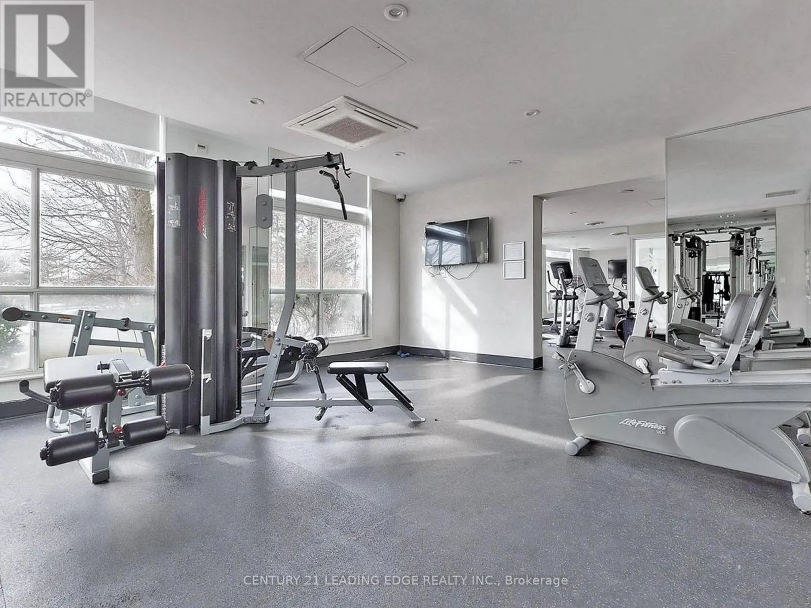 1913 - 23 LORRAINE DRIVE