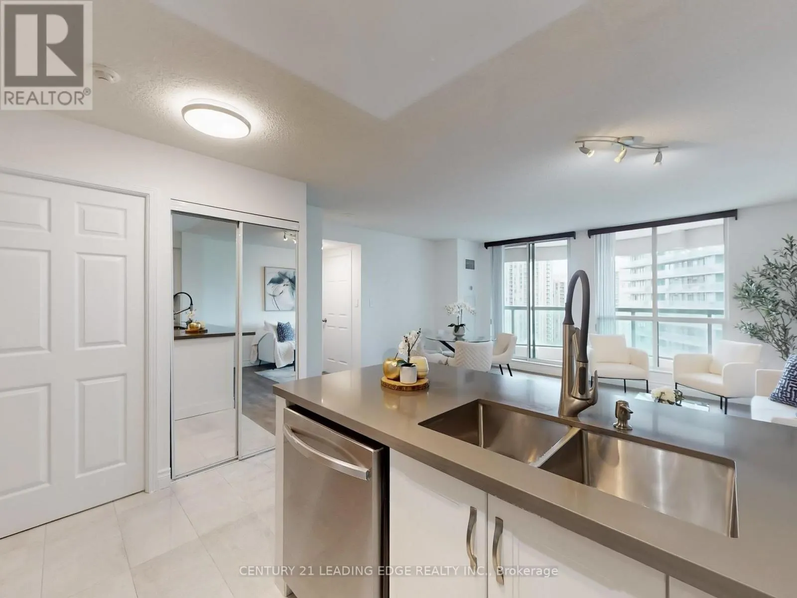 1913 - 23 LORRAINE DRIVE