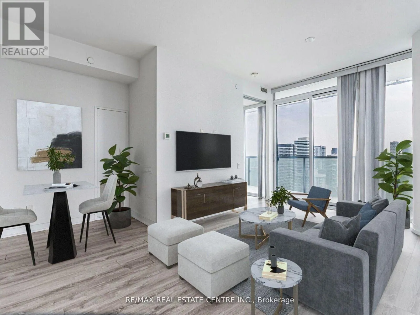 3302 - 28 WELLESLEY STREET