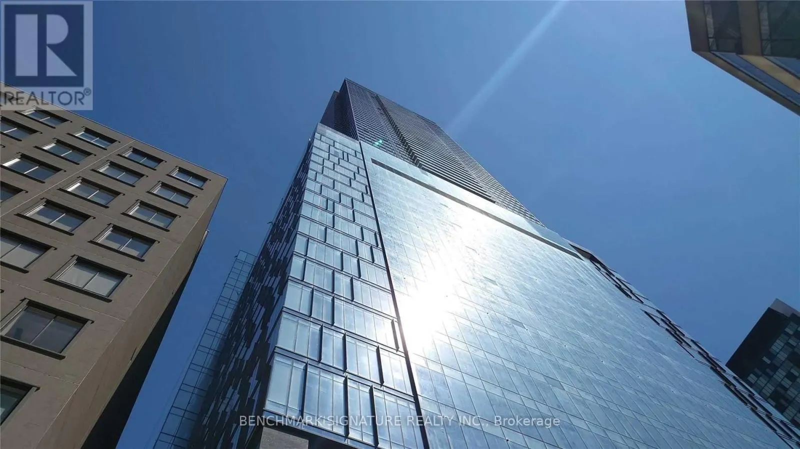 2805 - 488 UNIVERSITY AVENUE