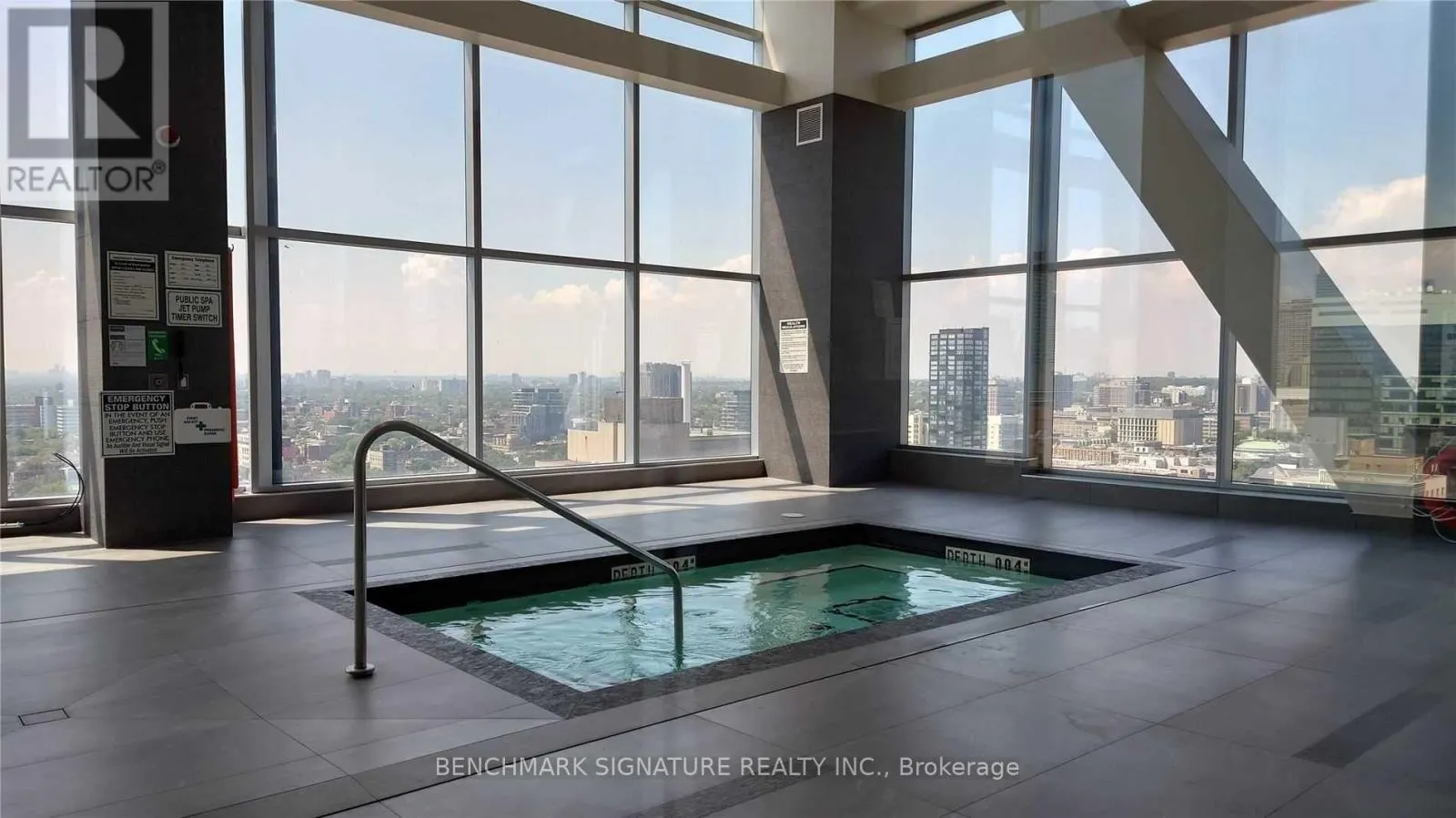 2805 - 488 UNIVERSITY AVENUE