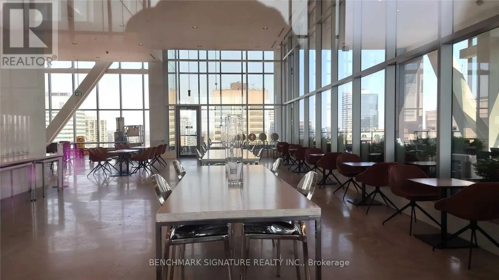 2805 - 488 UNIVERSITY AVENUE