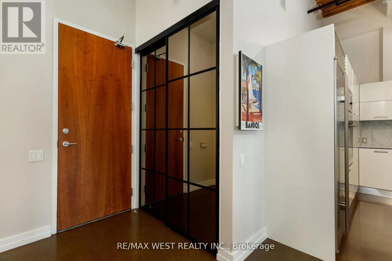 115 - 43 HANNA AVENUE